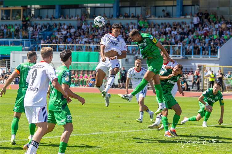 Nach dem Pokalfest: Engers gewinnt in Gau-Odernheim 